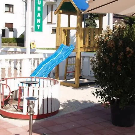 מלון Zum Ochsen 3*